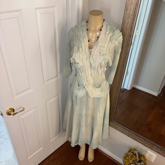 Women’s Vintage Garden Lawn Dress Silk Georgette ? Ruffles Midi Medium - Picture 1 of 8